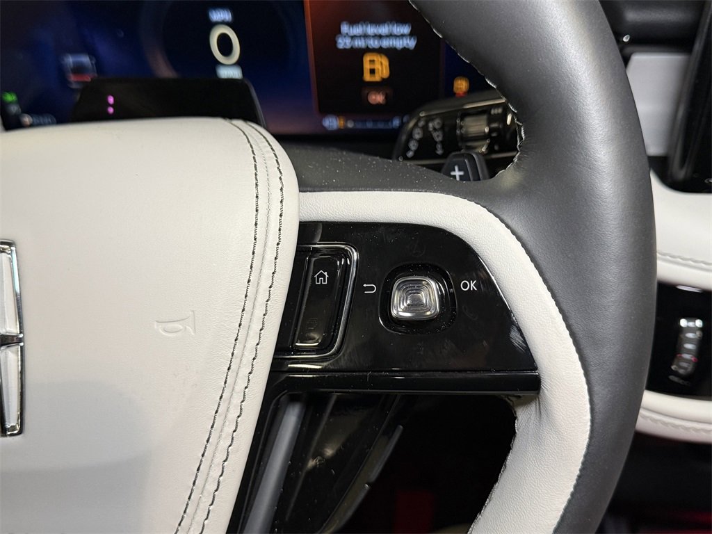 New 2026 Lincoln Aviator Reserve image 32