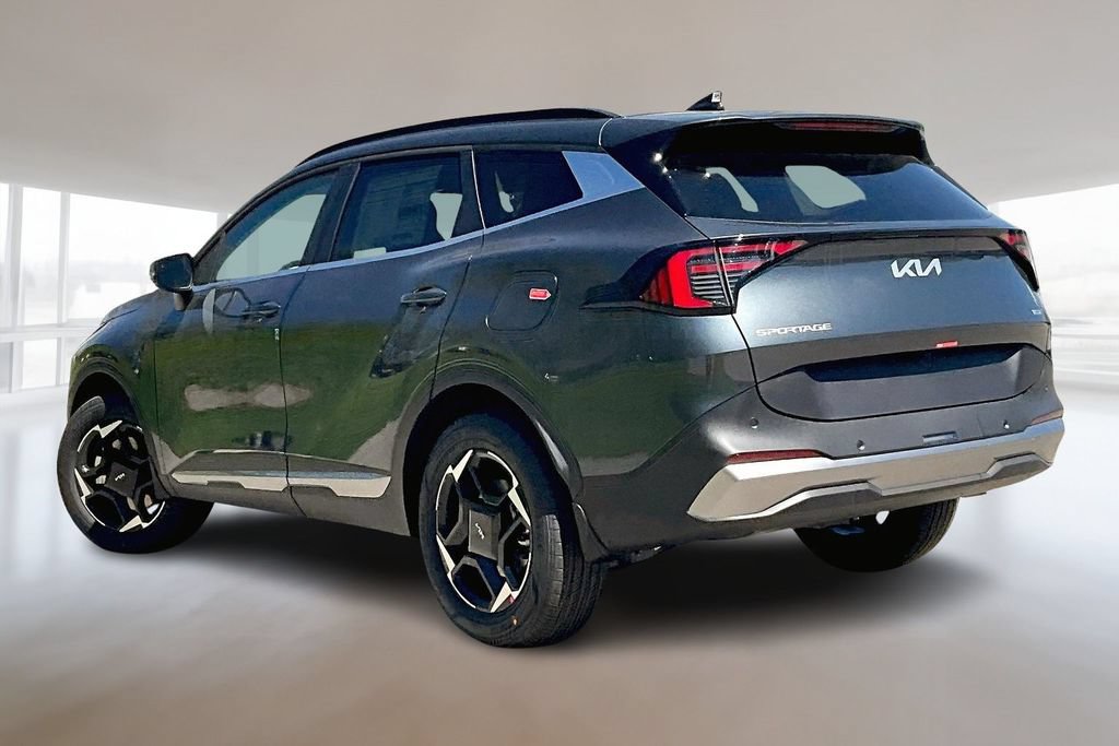 New 2026 Kia Sportage EX AWD/4WD image 3