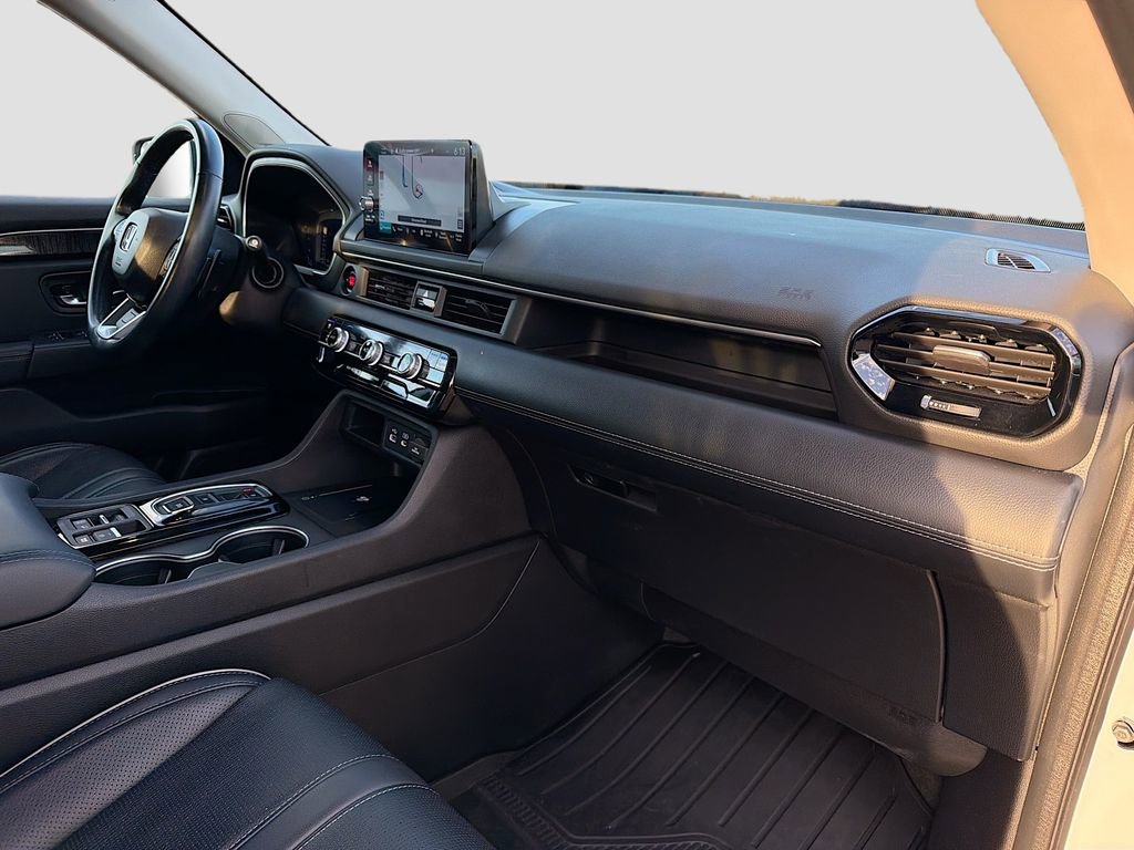 Used 2023 Honda Pilot Elite image 32