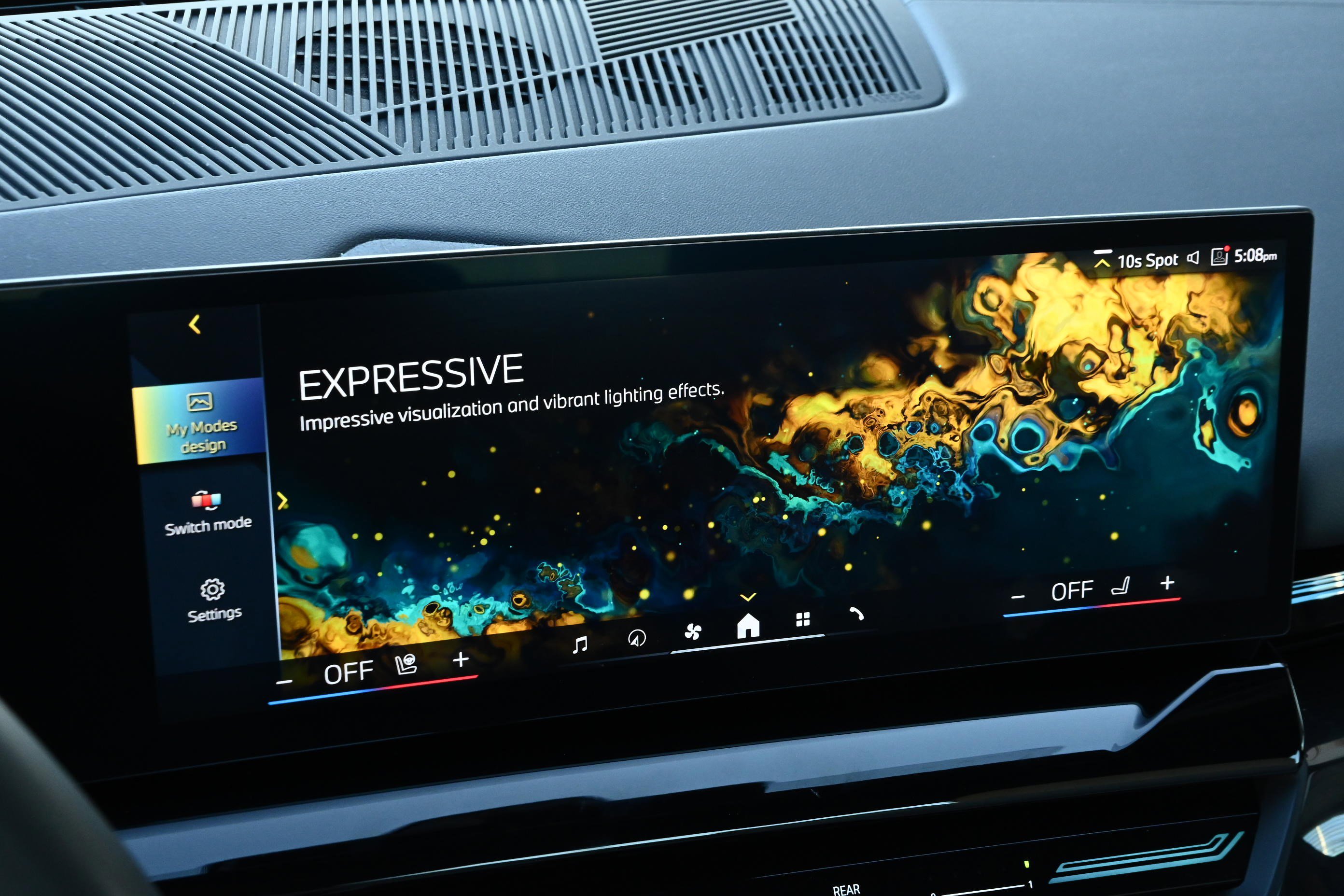 Certified 2024 BMW 530i w/ Convenience Package image 29