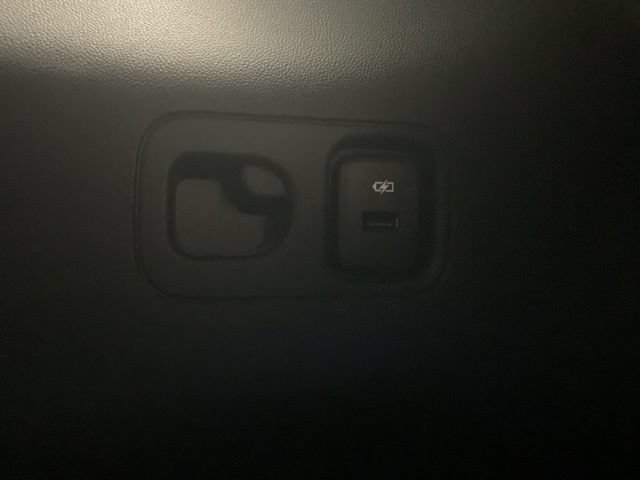 Certified 2022 GMC Acadia SLE AWD/4WD image 31