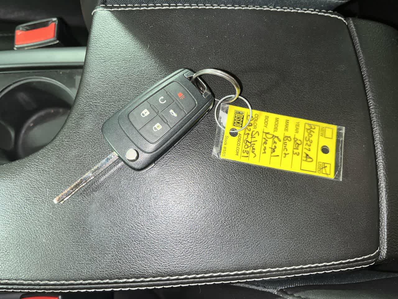 Used 2013 Buick Regal Premium FWD image 22