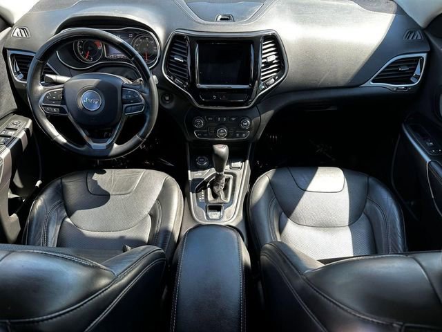 Used 2019 Jeep Cherokee Limited AWD/4WD image 24
