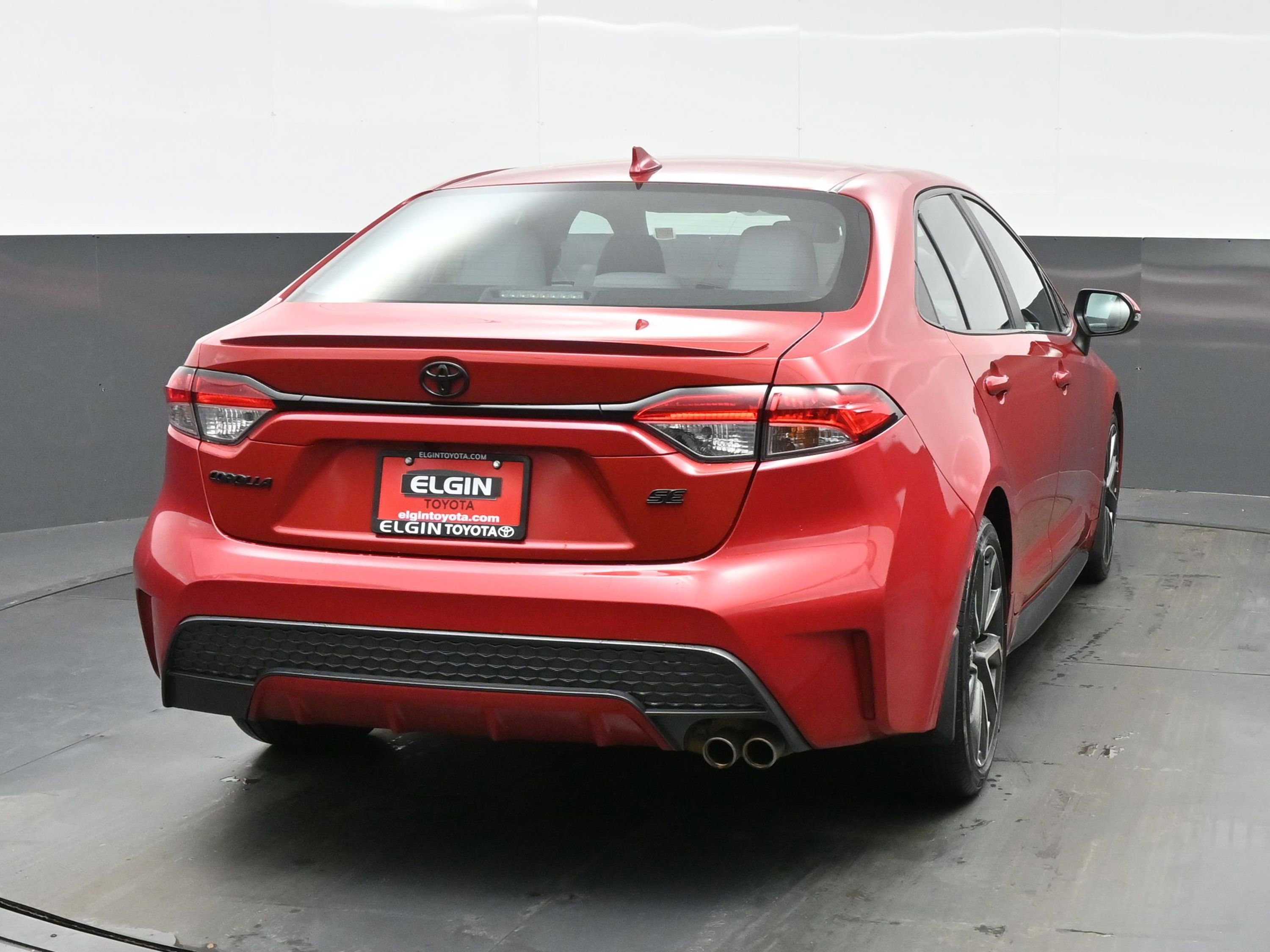 Used 2021 Toyota Corolla SE w/ Carpet Mat Package (TMS) image 5