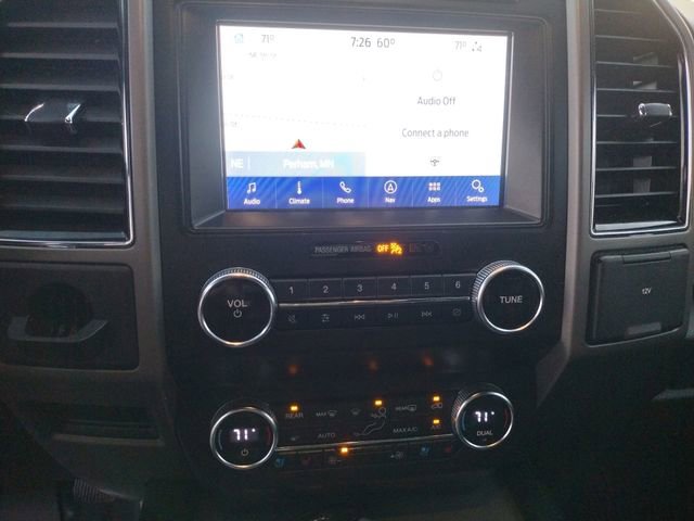 Used 2020 Ford Expedition XLT w/ Equipment Group 202A AWD/4WD image 22