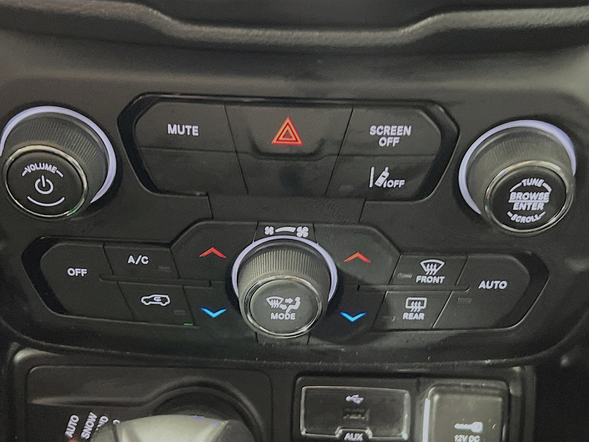 Used 2023 Jeep Renegade Latitude image 26