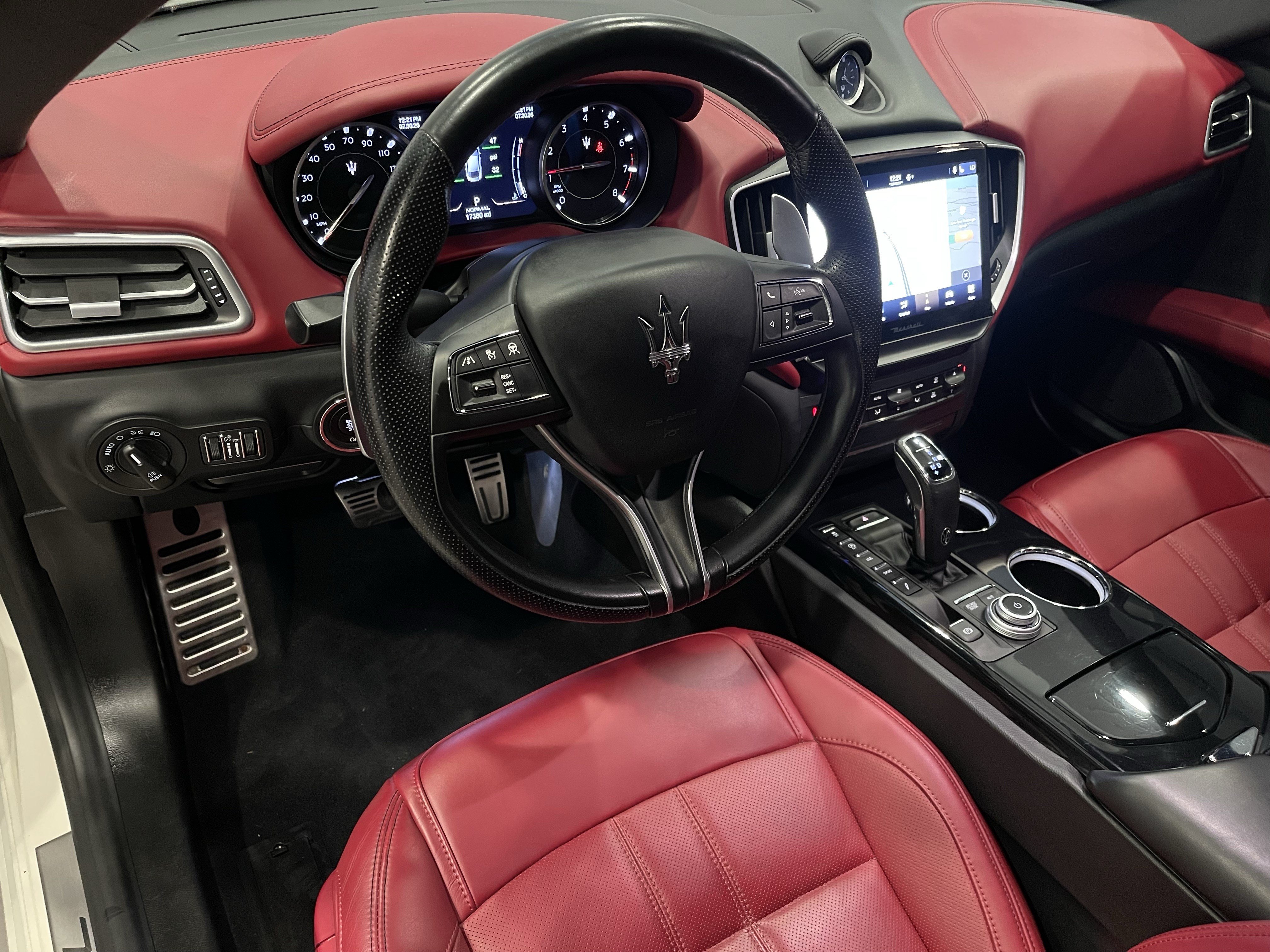 Used 2021 Maserati Ghibli S GranSport Q4 AWD/4WD image 13