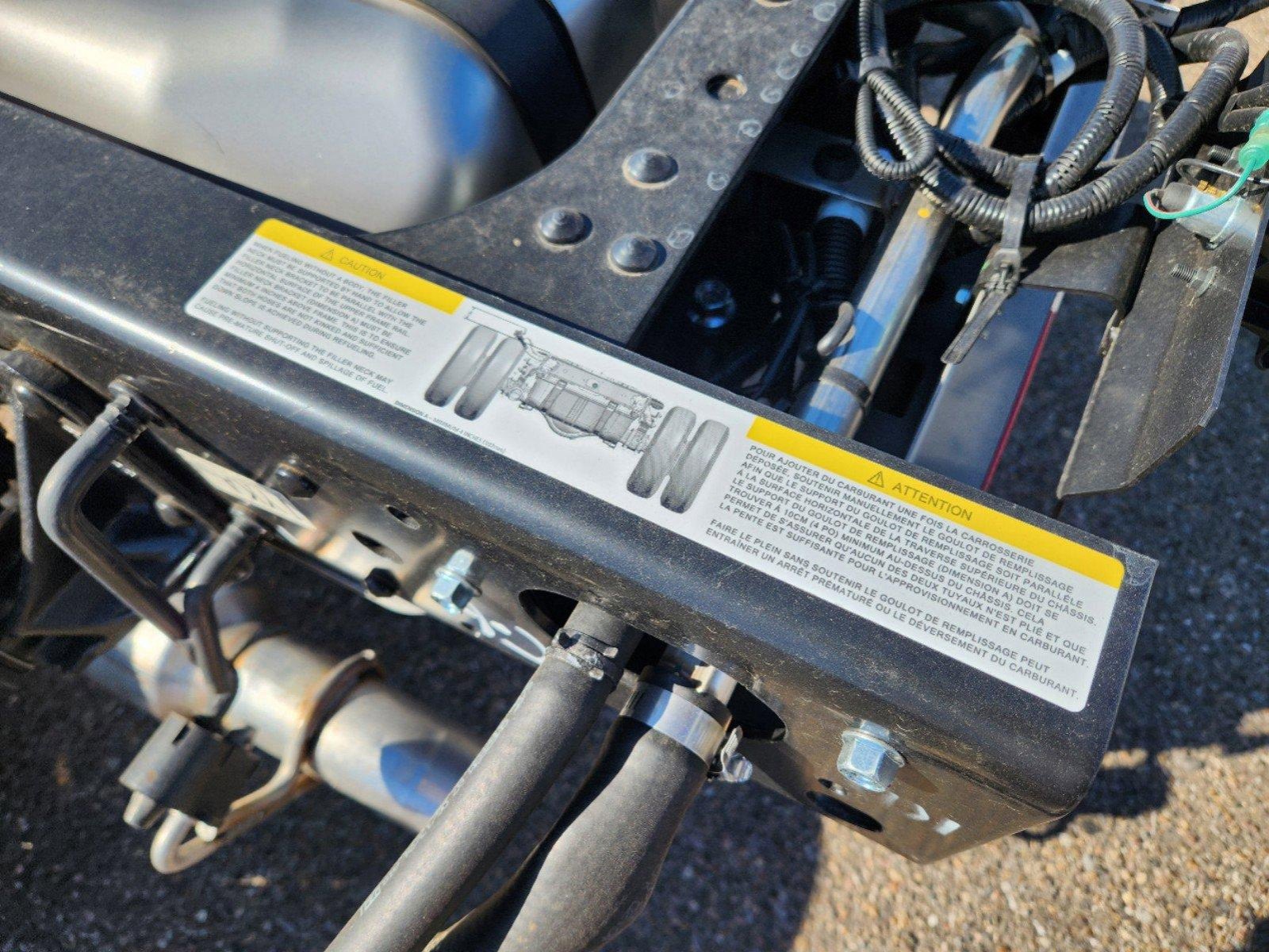 New 2025 Chevrolet Low Cab Forward image 9