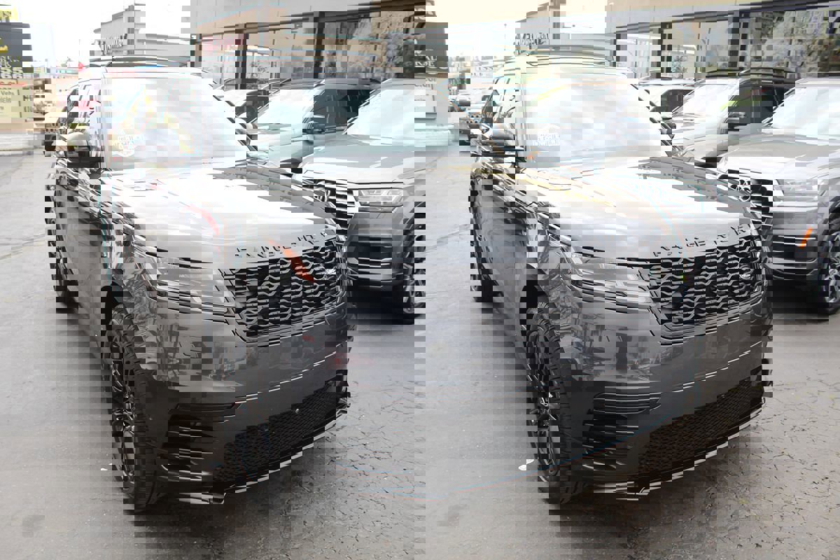 Used 2021 Land Rover Range Rover Velar R-Dynamic S image 8