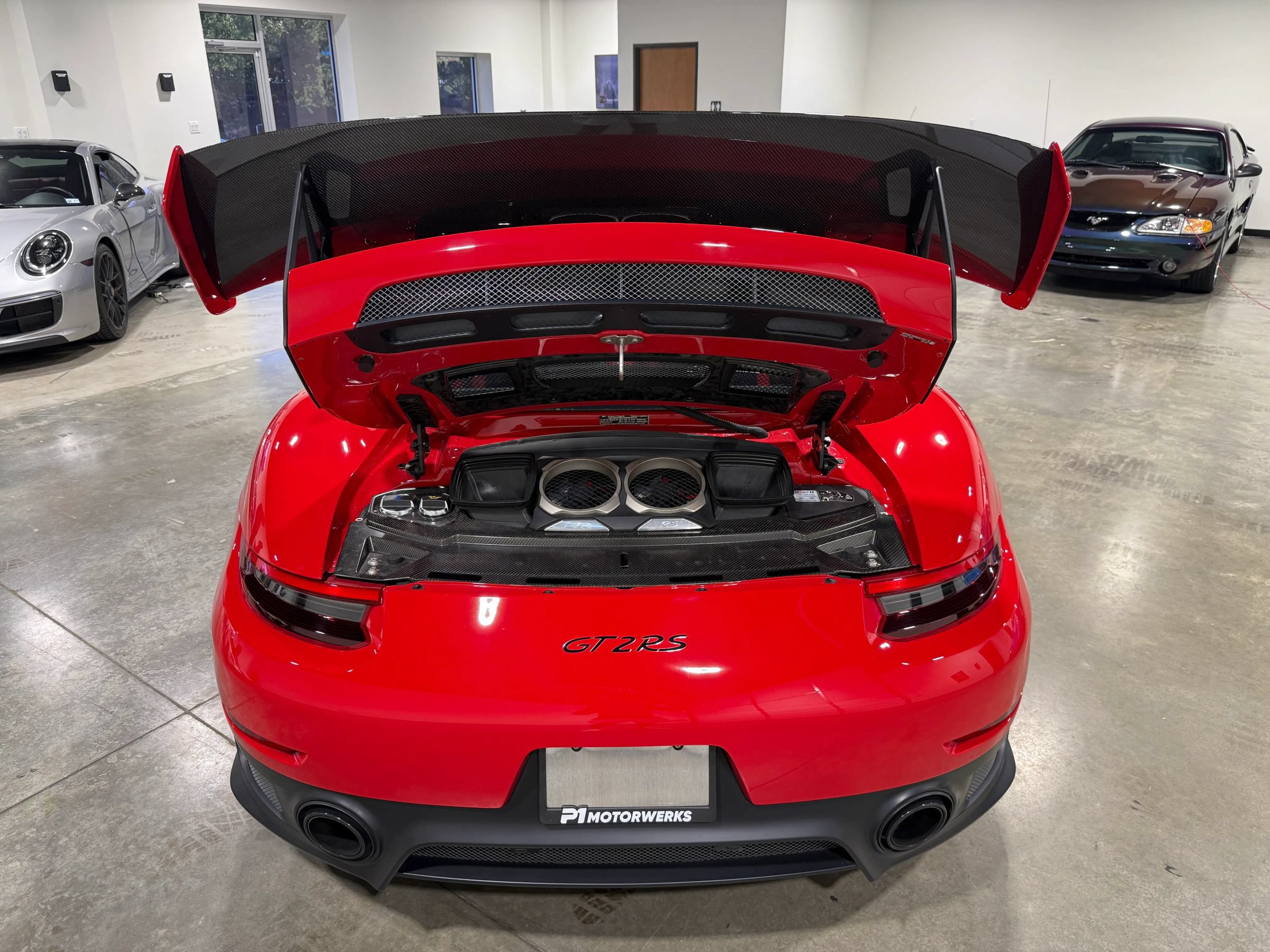 Used 2018 Porsche 911 GT2 RS RWD image 65