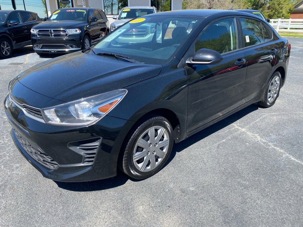 Used 2022 Kia Rio S image 1