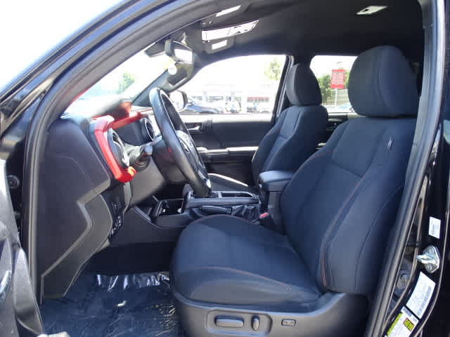 Certified 2020 Toyota Tacoma TRD Sport w/ Technology Package RWD image 18