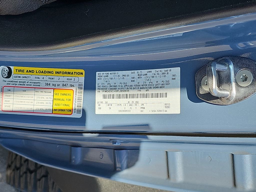 Used 2023 Ford Bronco Black Diamond w/ Sasquatch Package image 39