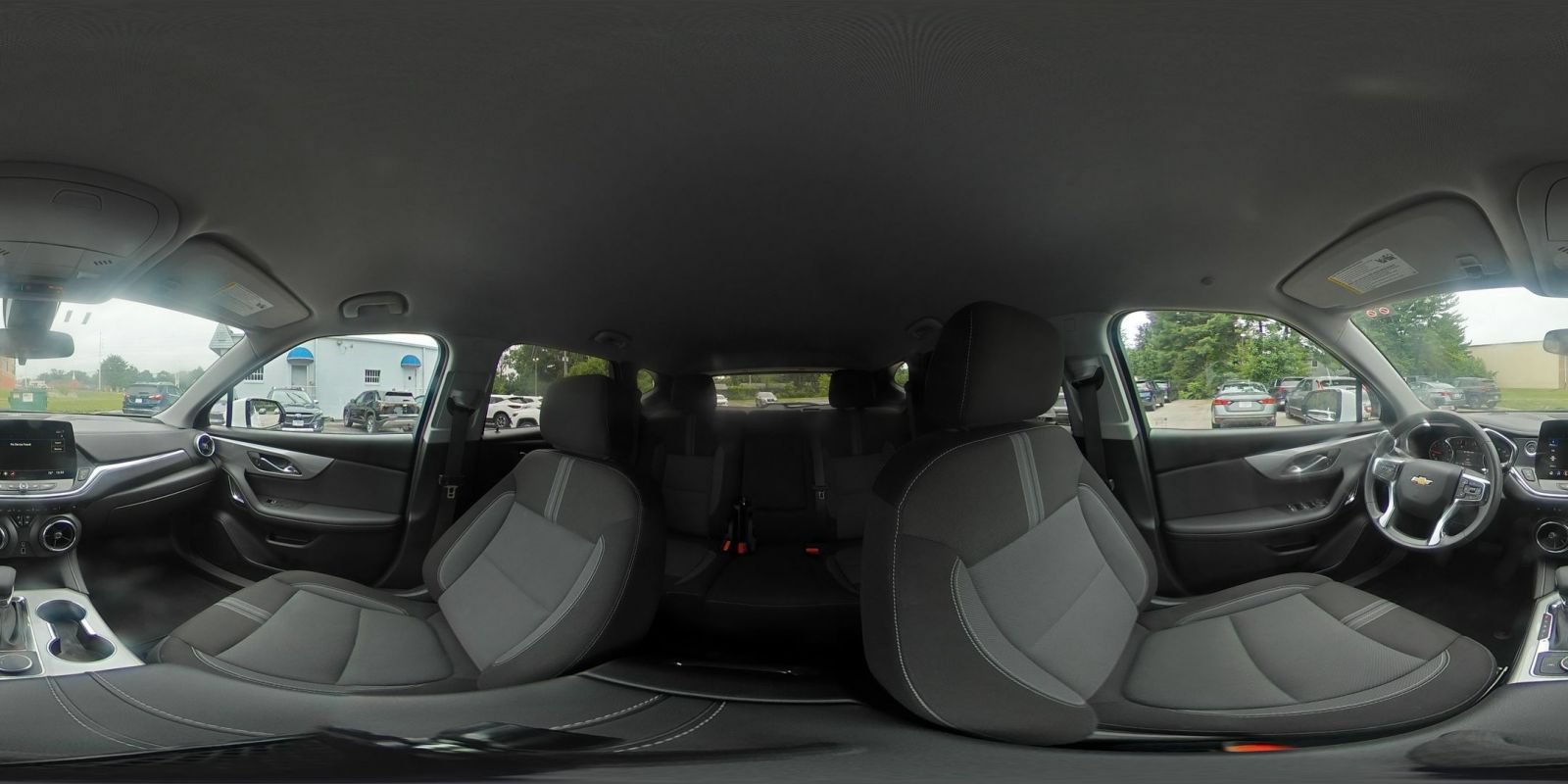 Used 2025 Chevrolet Blazer LT FWD image 42