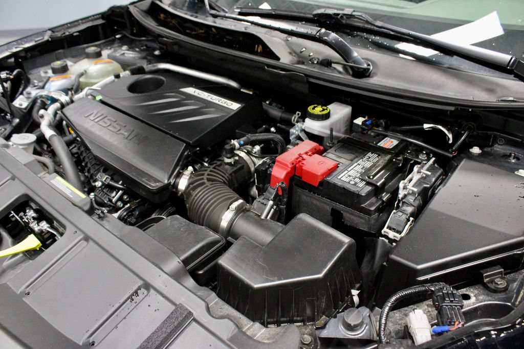 Certified 2025 Nissan Rogue SL AWD/4WD image 16