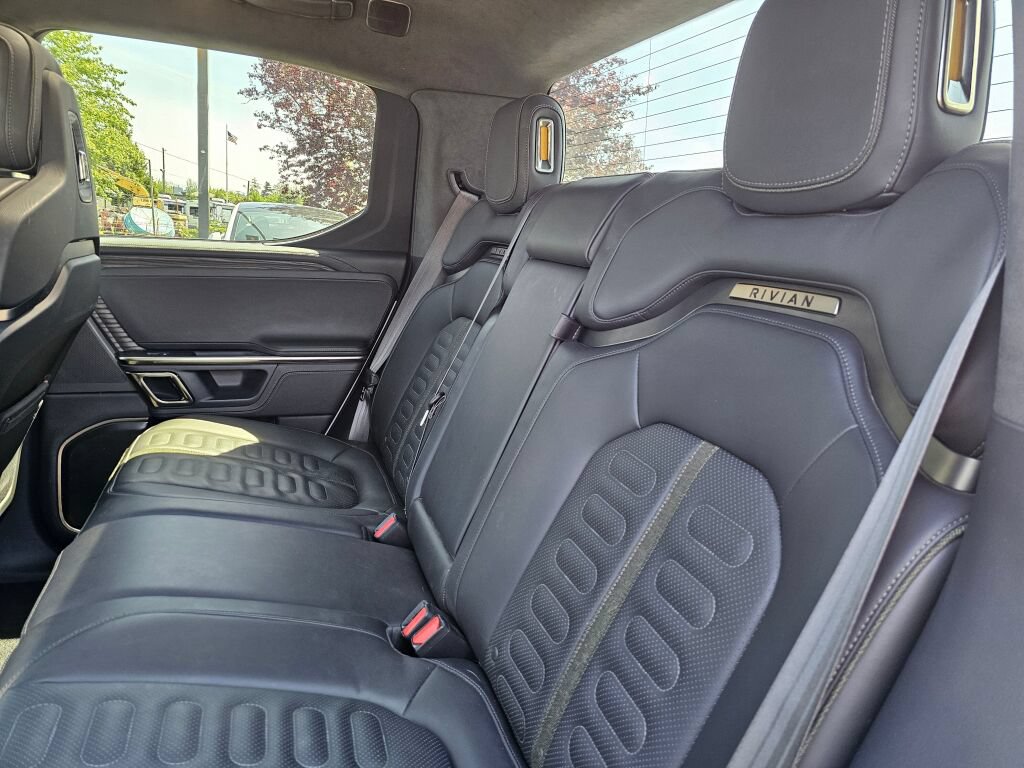 Used 2022 Rivian R1T Adventure AWD/4WD image 22