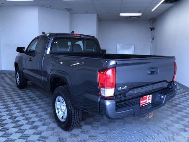 Used 2017 Toyota Tacoma SR image 5