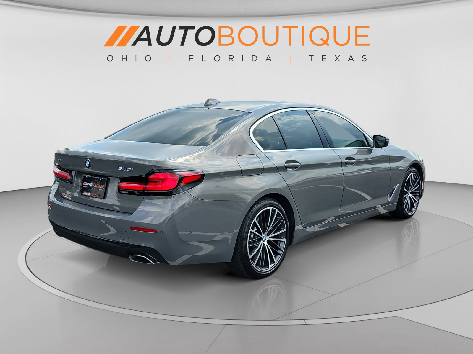 Used 2021 BMW 530i xDrive w/ Premium Package AWD/4WD image 6