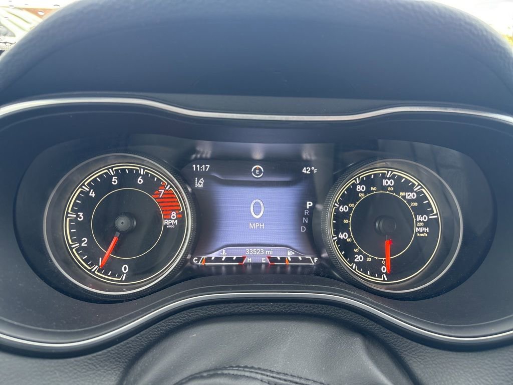 Used 2022 Jeep Cherokee Trailhawk w/ Comfort/Convenience Group AWD/4WD image 28