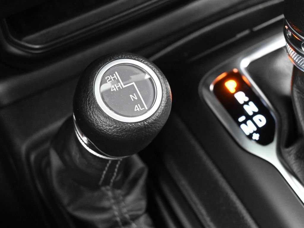 New 2026 Jeep Gladiator Sport AWD/4WD image 22