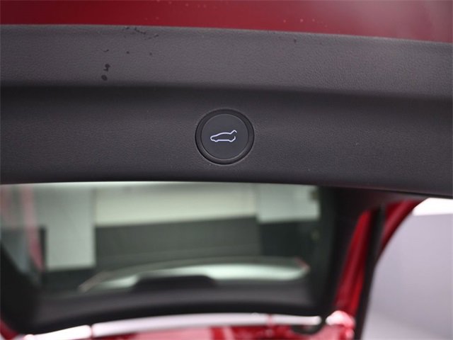 Used 2022 Tesla Model Y Performance image 25