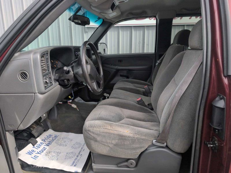 Used 2003 Chevrolet Silverado 2500 LS image 18