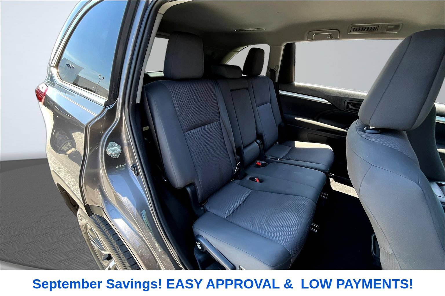 Used 2019 Toyota Highlander LE FWD image 27