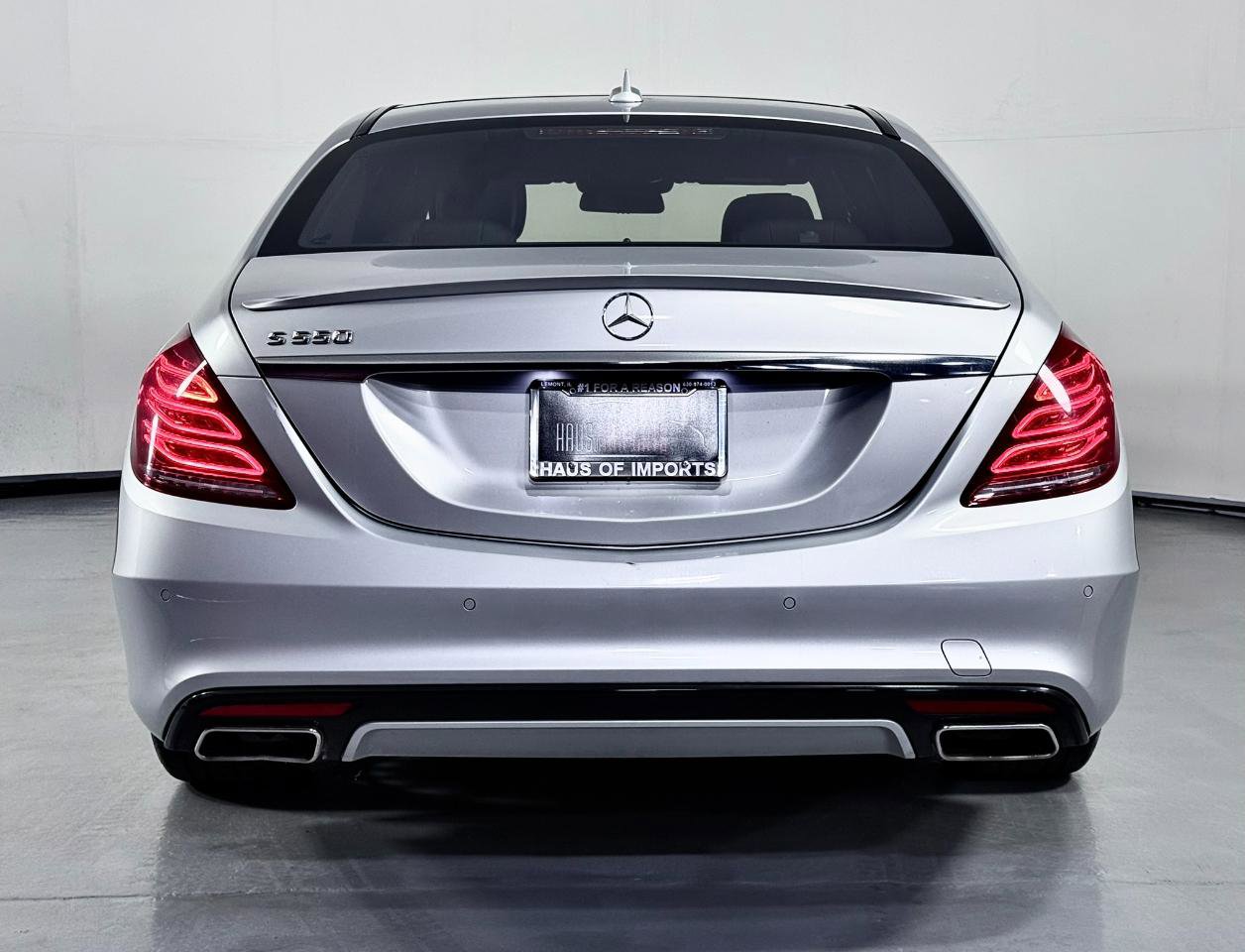 Used 2015 Mercedes-Benz S 550 Sedan image 8