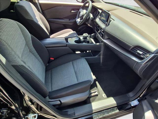 Used 2023 Nissan Rogue SV FWD image 20