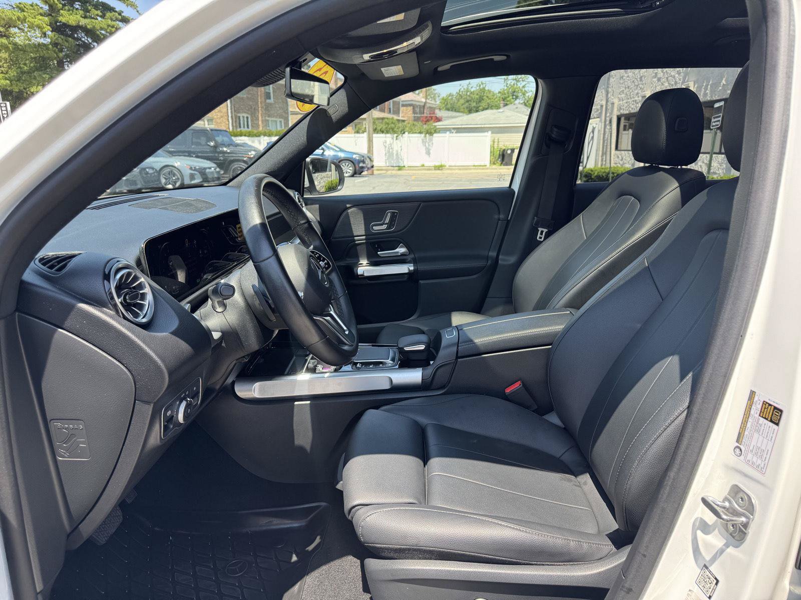 Used 2023 Mercedes-Benz EQB 350 4MATIC SUV w/ Exclusive Package image 22