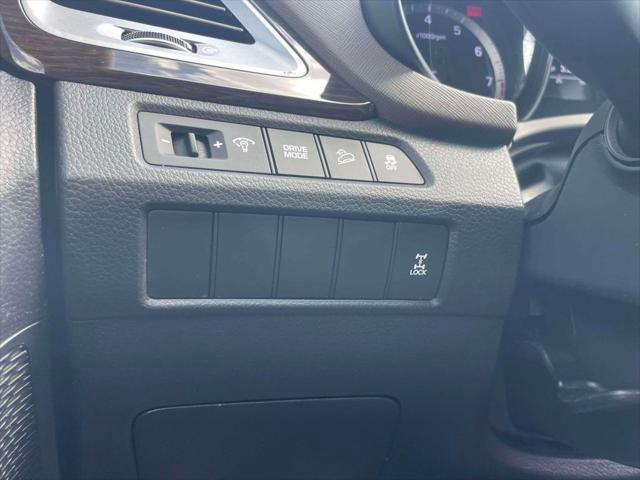 Used 2017 Hyundai Santa Fe SE image 19