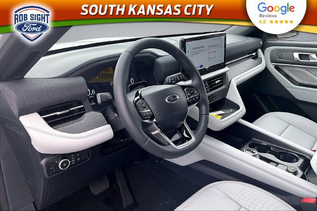 New 2027 Ford Explorer Platinum w/ 3.0L Ultimate Package AWD/4WD image 7