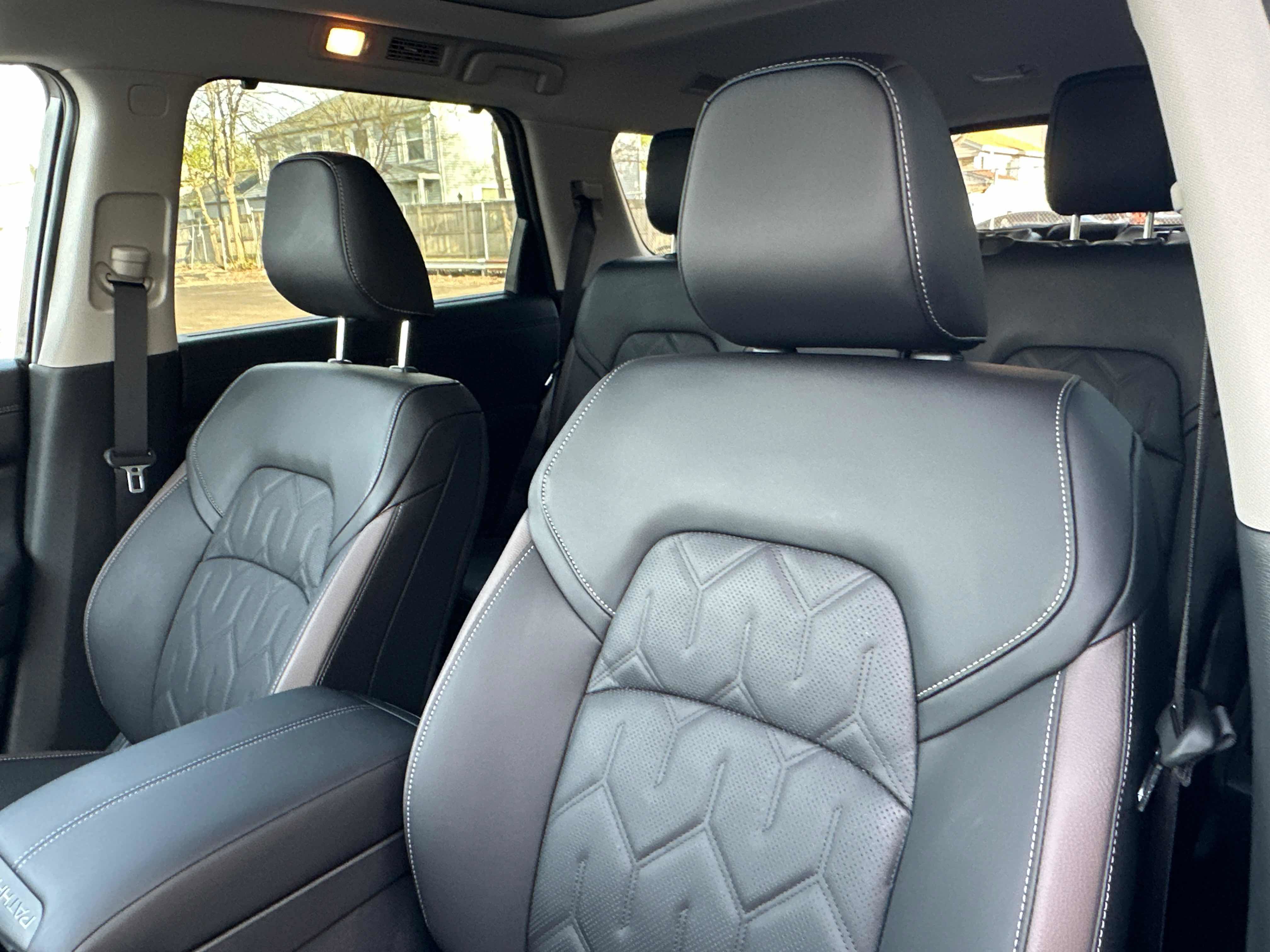 New 2026 Nissan Pathfinder Platinum AWD/4WD image 26
