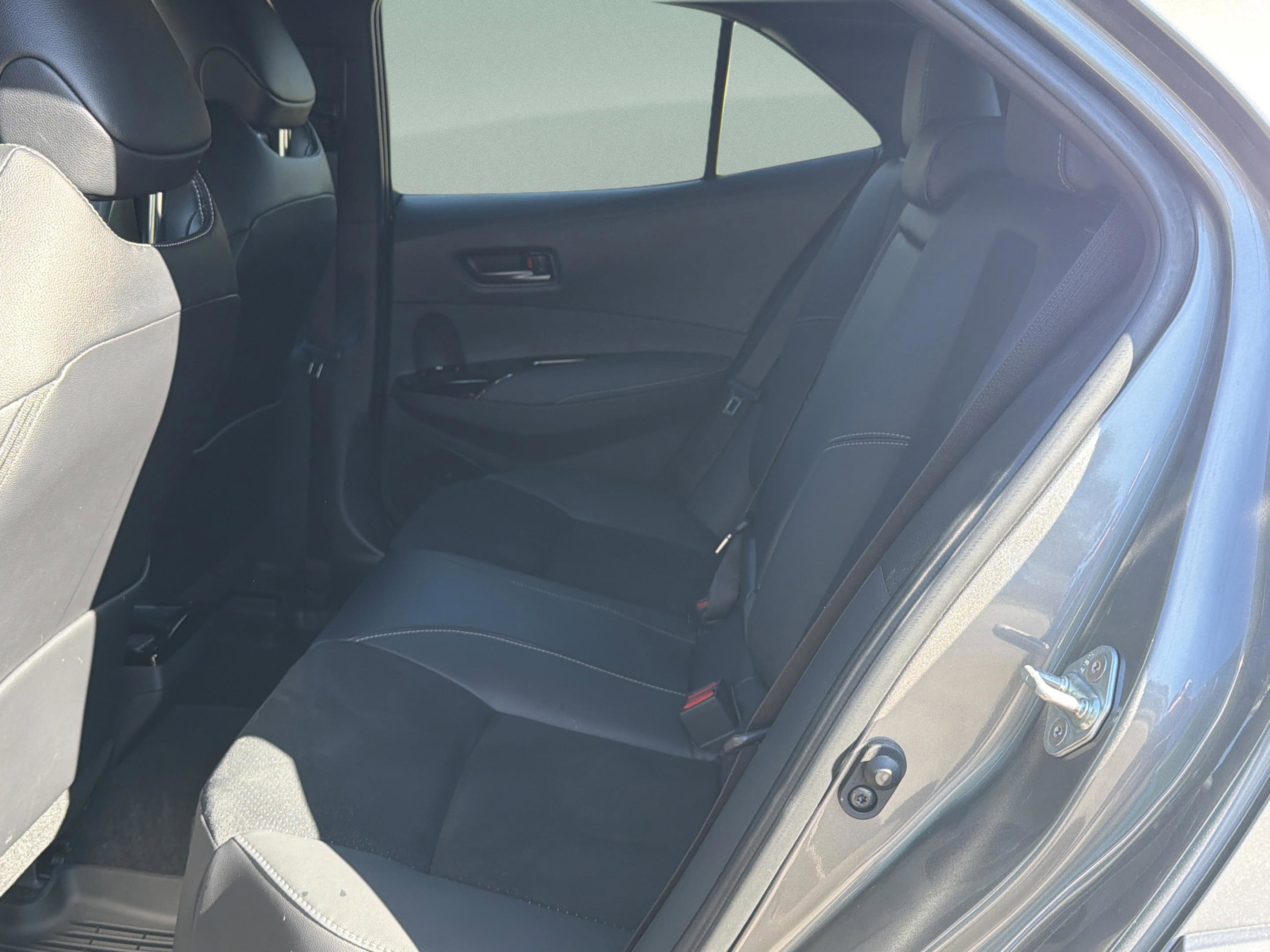 Used 2025 Toyota Corolla Premium image 32