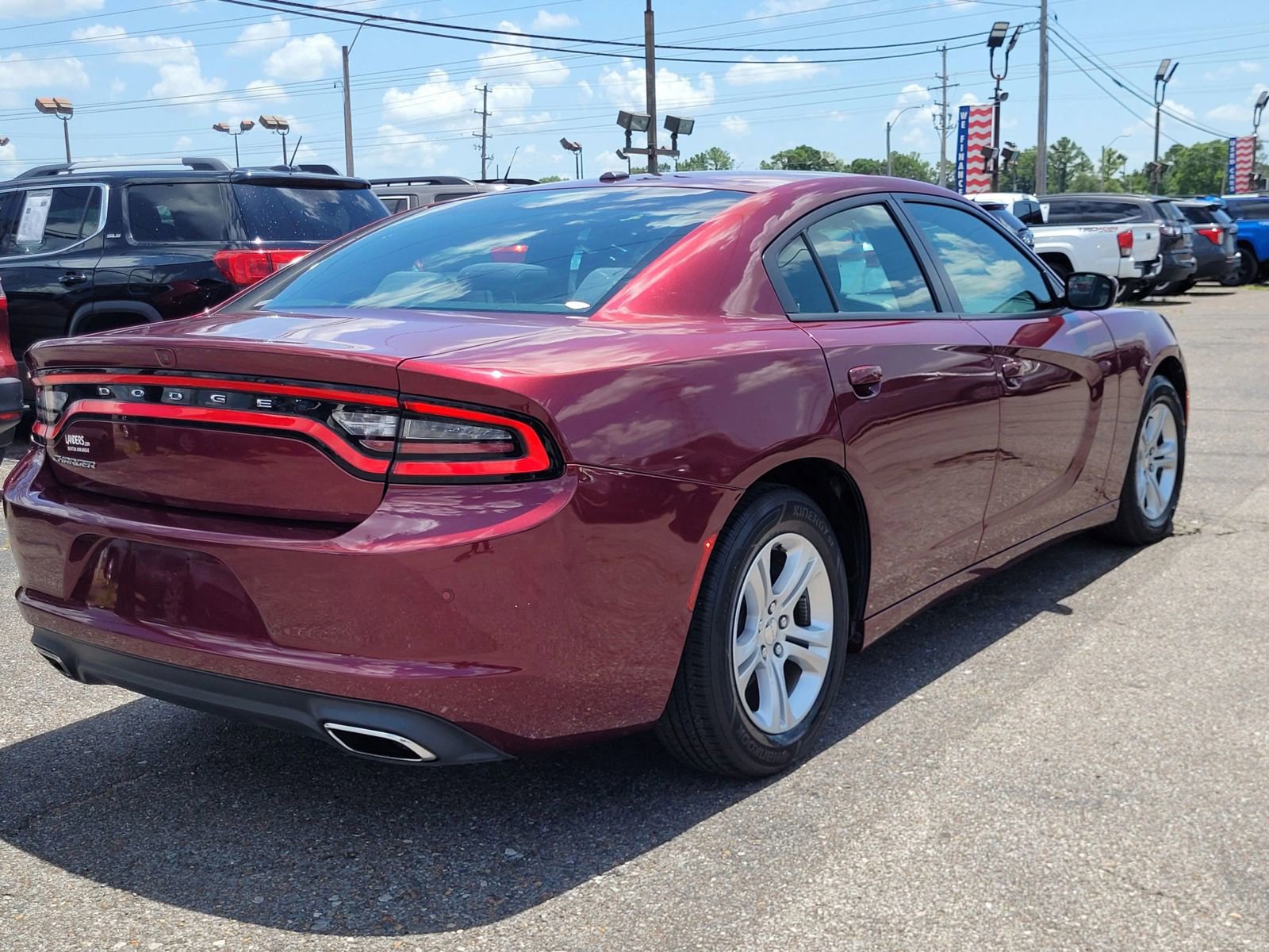 Used 2019 Dodge Charger SXT RWD image 6