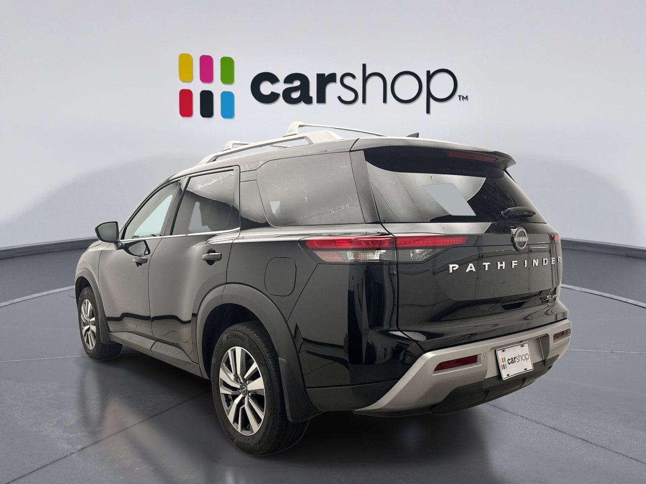 Used 2024 Nissan Pathfinder SL AWD/4WD image 3