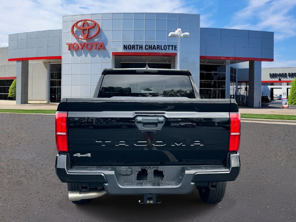 Used 2024 Toyota Tacoma SR5 AWD/4WD image 7