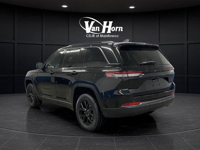New 2026 Jeep Grand Cherokee Altitude image 3