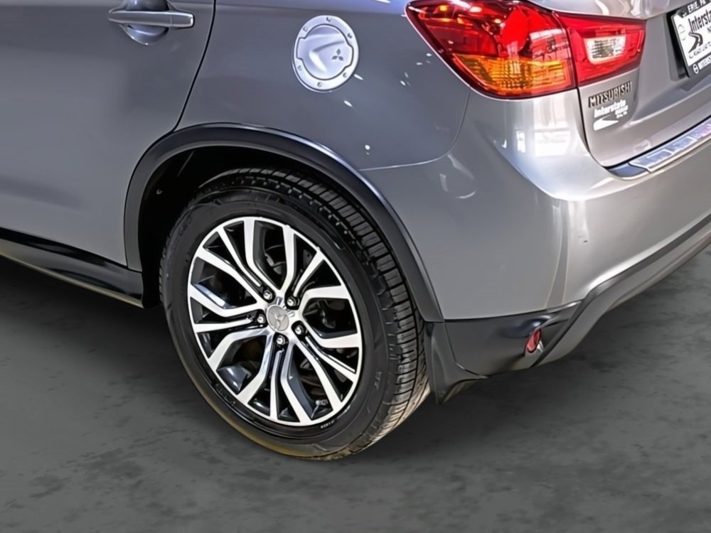 Used 2016 Mitsubishi Outlander Sport GT image 9