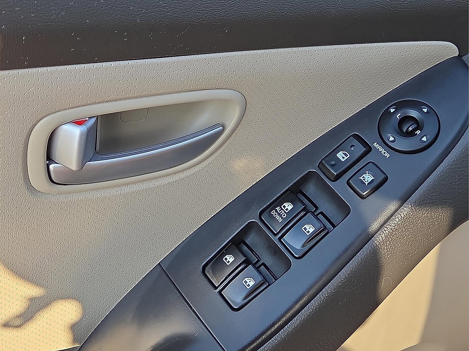 Used 2007 Hyundai Elantra GLS image 13