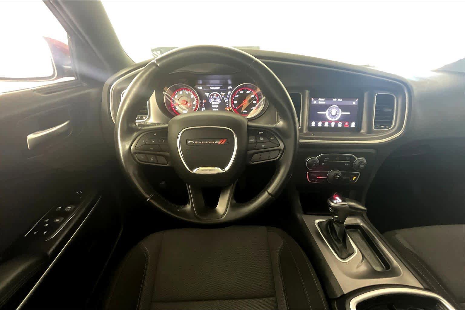 Used 2022 Dodge Charger SXT image 6