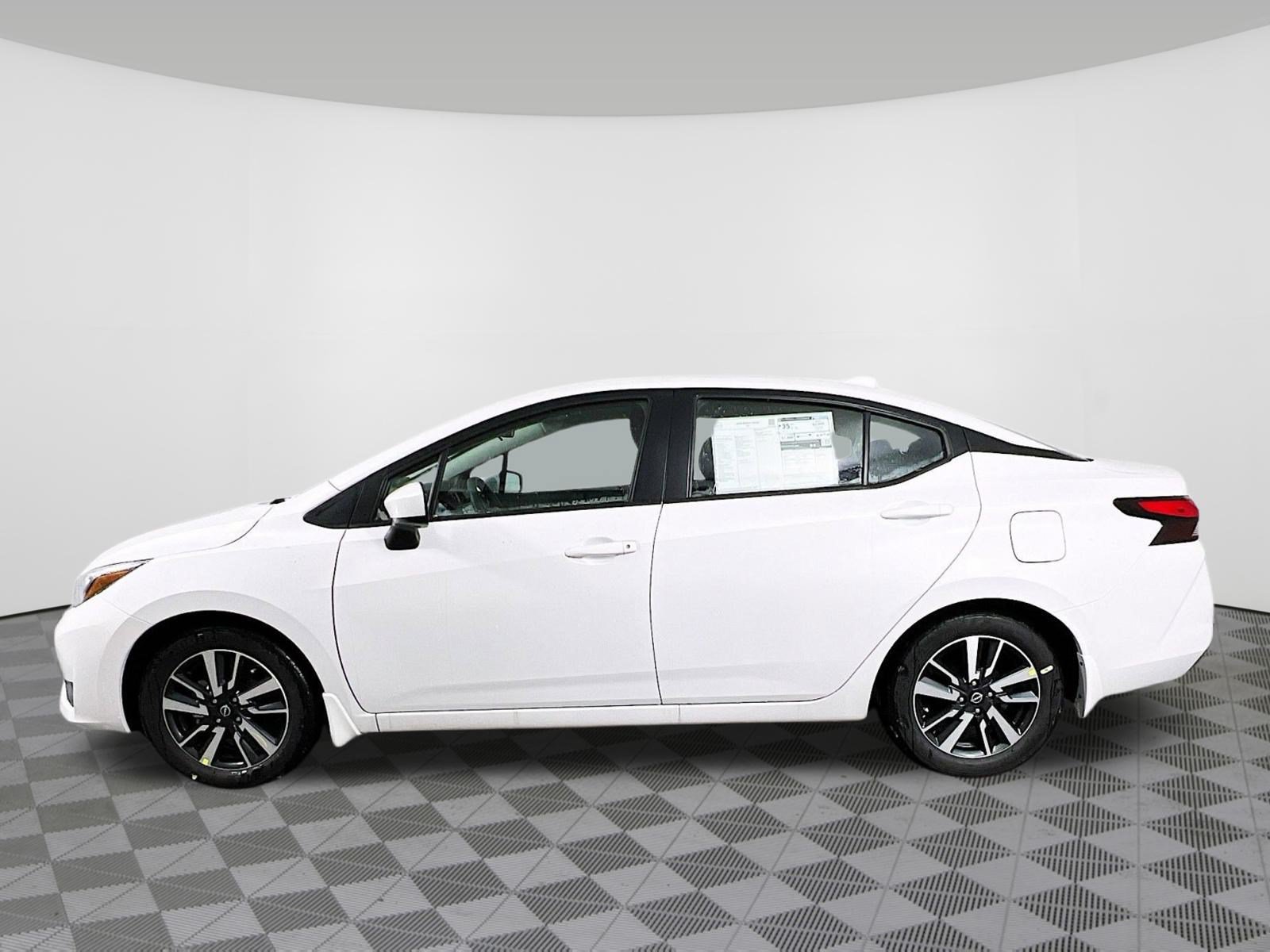 New 2025 Nissan Versa SV w/ Trunk Package FWD image 27