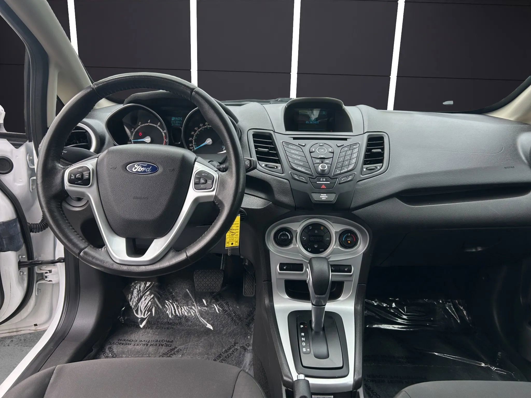 Used 2016 Ford Fiesta SE w/ Cold Weather Package image 14