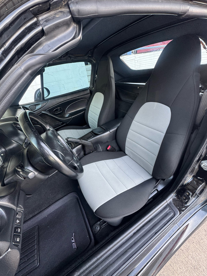 Used 2002 MAZDA MX-5 Miata image 17