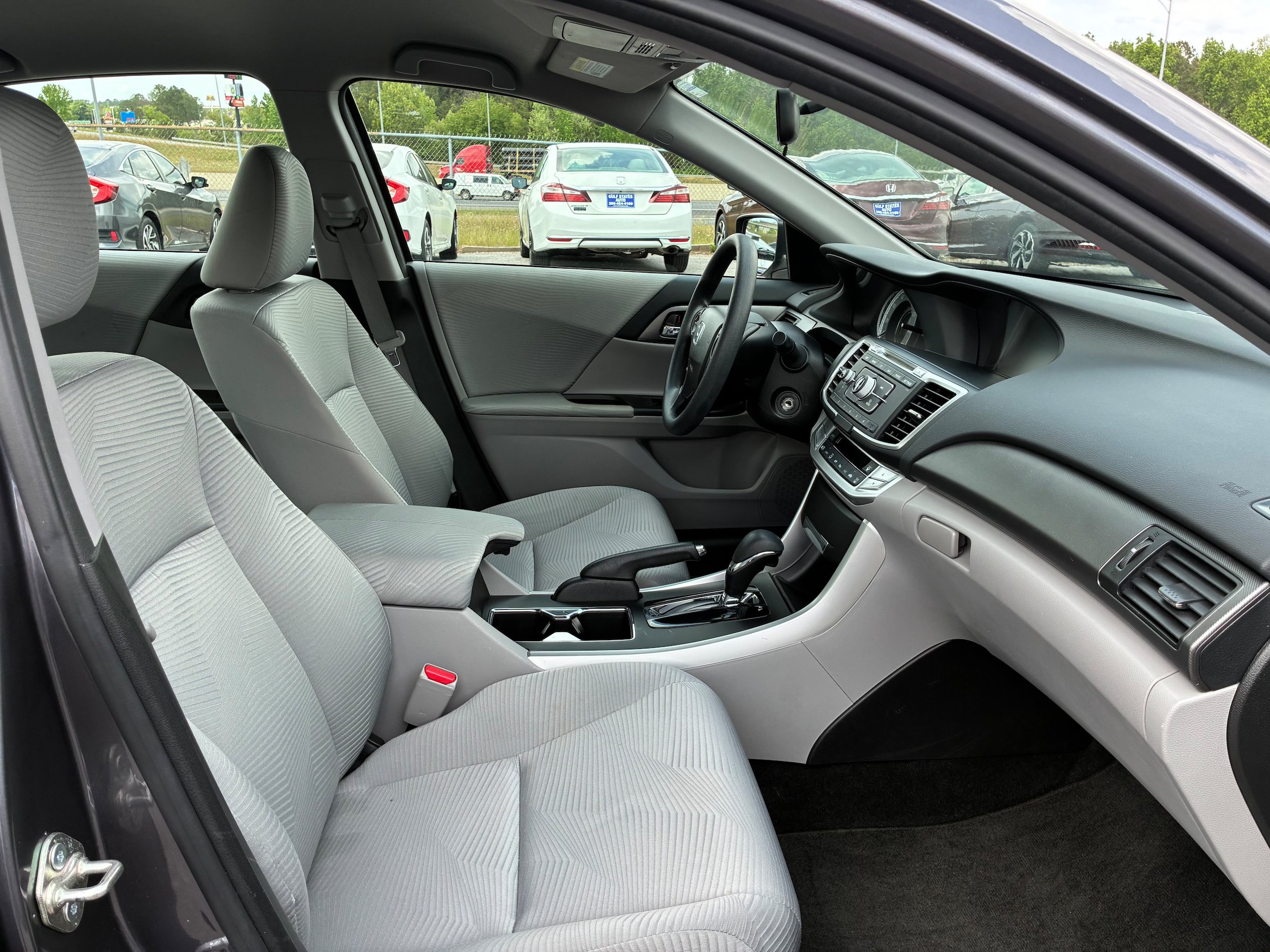 Used 2015 Honda Accord LX image 26