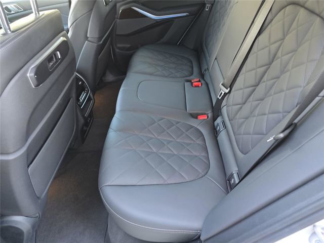 Used 2024 BMW X5 xDrive50e image 17