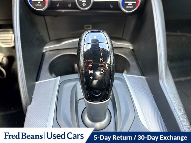 Used 2017 Alfa Romeo Giulia w/ Sport Appearance Package RWD image 18