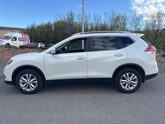 Used 2015 Nissan Rogue SV w/ SV Premium Package AWD/4WD image 8
