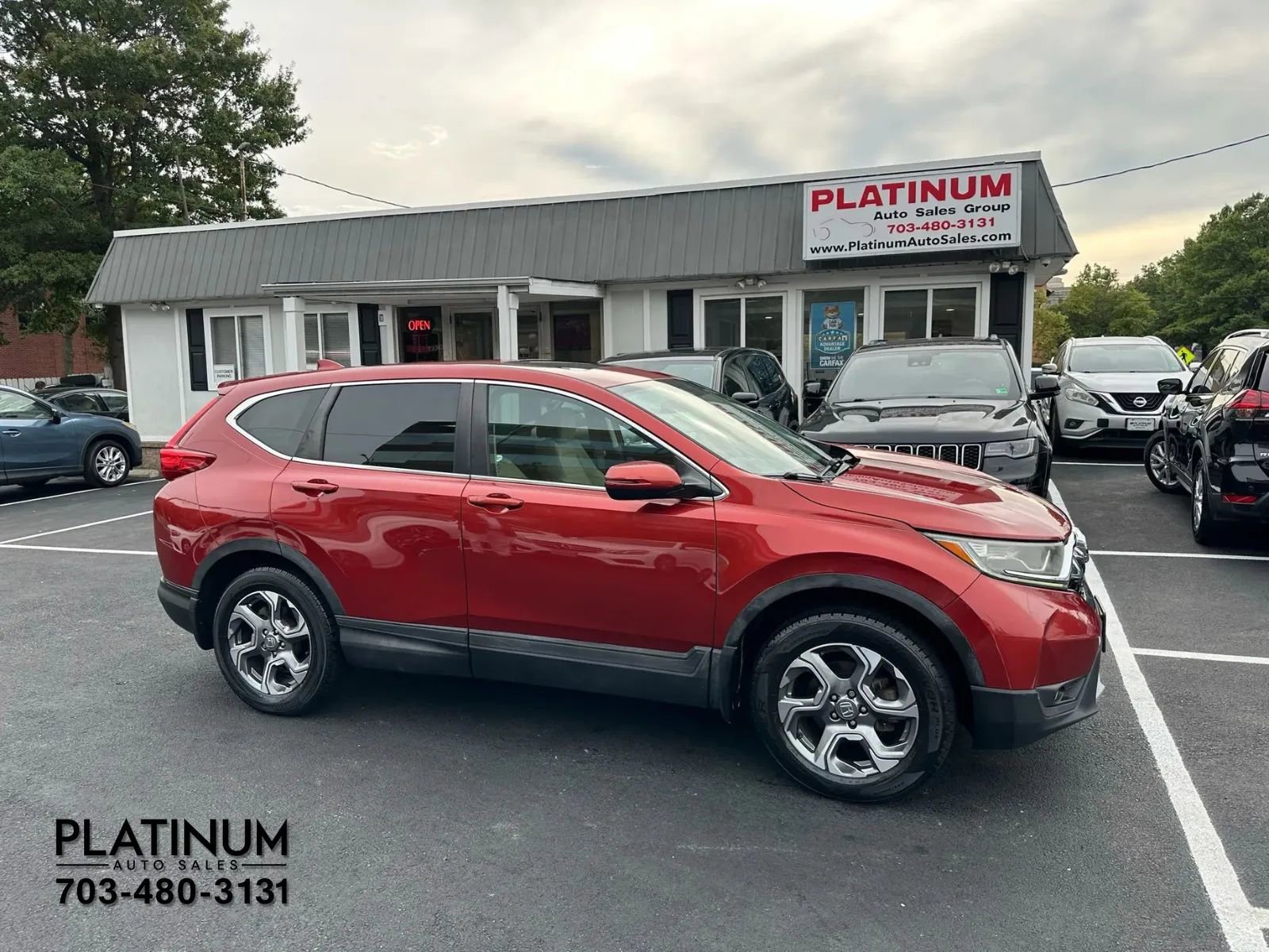 Used 2018 Honda CR-V EX image 2