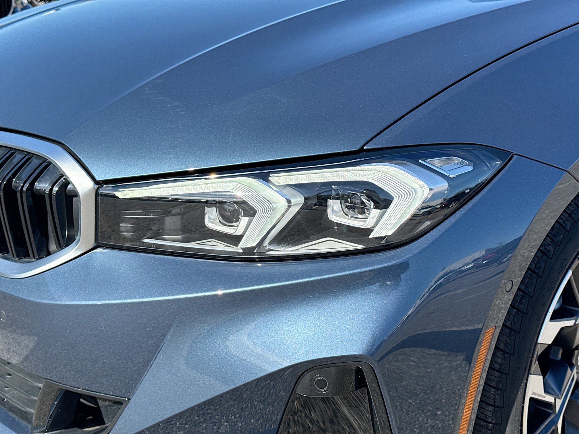 Used 2025 BMW 330i Sedan image 9